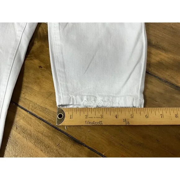 JUDY BLUE Jeans Womens 16W White Boyfriend Fit Stretch Distressed Mid Rise - Picture 14 of 15
